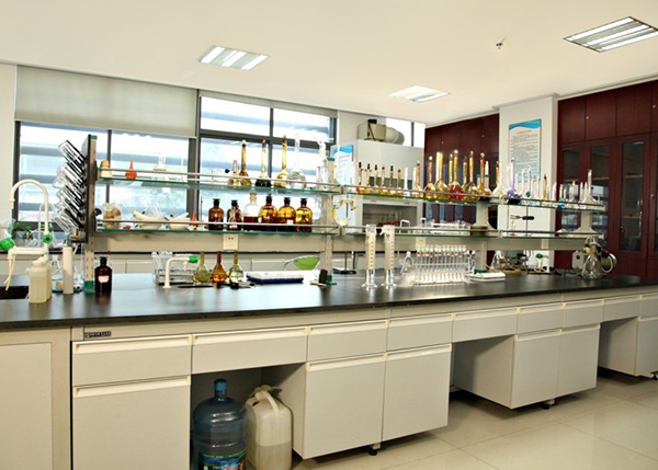 色翁荡息又大又硬又粗又爽