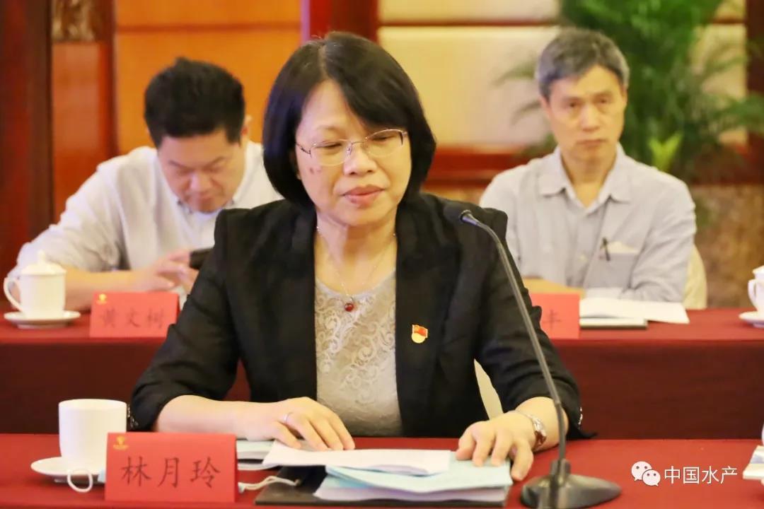 色翁荡息又大又硬又粗又爽