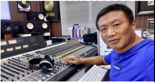 色翁荡息又大又硬又粗又爽