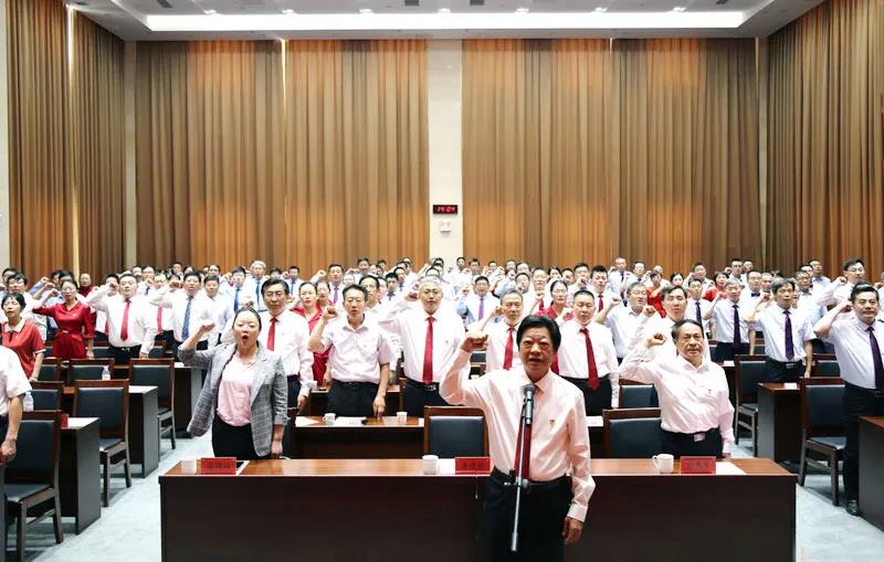 色翁荡息又大又硬又粗又爽