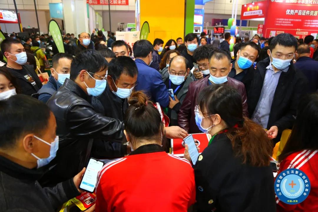 色翁荡息又大又硬又粗又爽